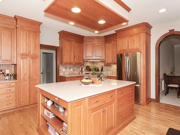 2nd image of 1610 Corral Ln