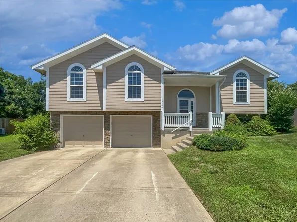 18100 E 11th Terrace Ct N, Independence, MO 64056