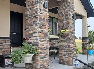 192 Chapel Hill Cir, Brighton, CO 80601