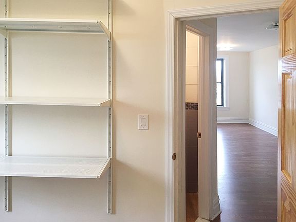 4th image of 2263 43rd St #33