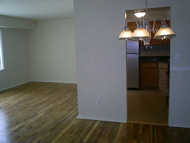 1 Garden Pl — Photo 7