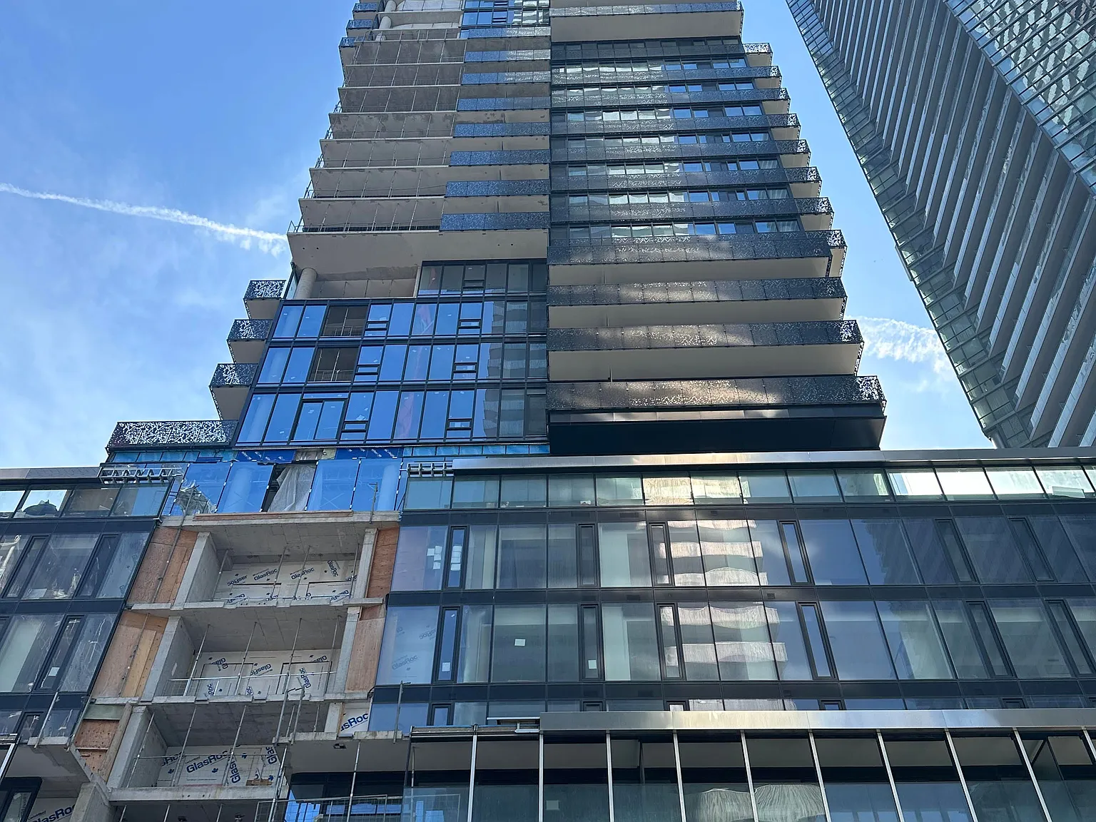 2 bed, $2,550 — Photo 1