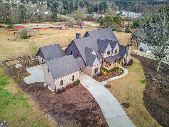 3rd image of 3273 Bailey Rd