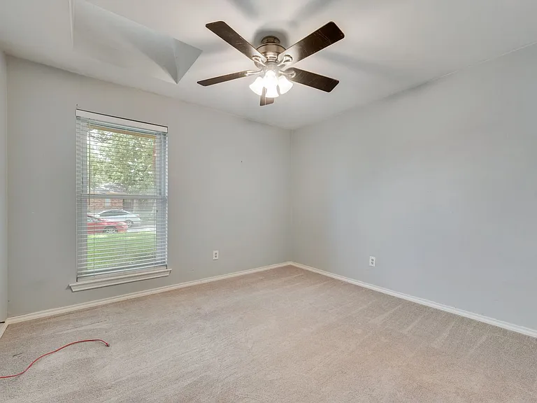 212 Steamboat Dr — Photo 14