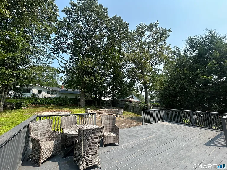 14 Normandy Dr — Photo 26