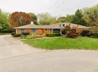 123 Red Fox Rd, Belleville, IL 62223