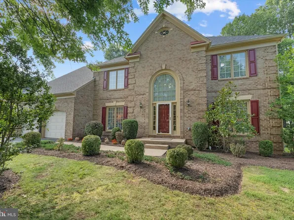 15094 Wetherburn Dr, Centreville, VA 20120