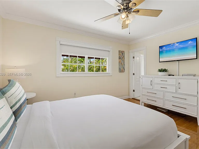 1380 Miami Springs Ave — Photo 14