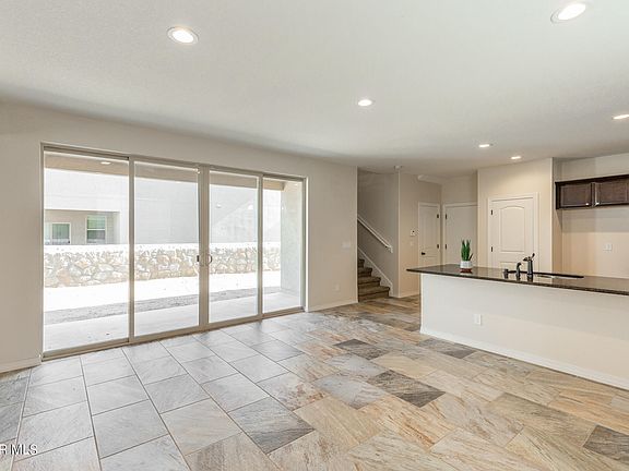 3rd image of 4845 Mark Avizo St
