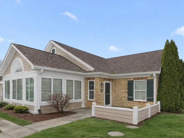 2340 Allison Cir, Valparaiso, IN 46383