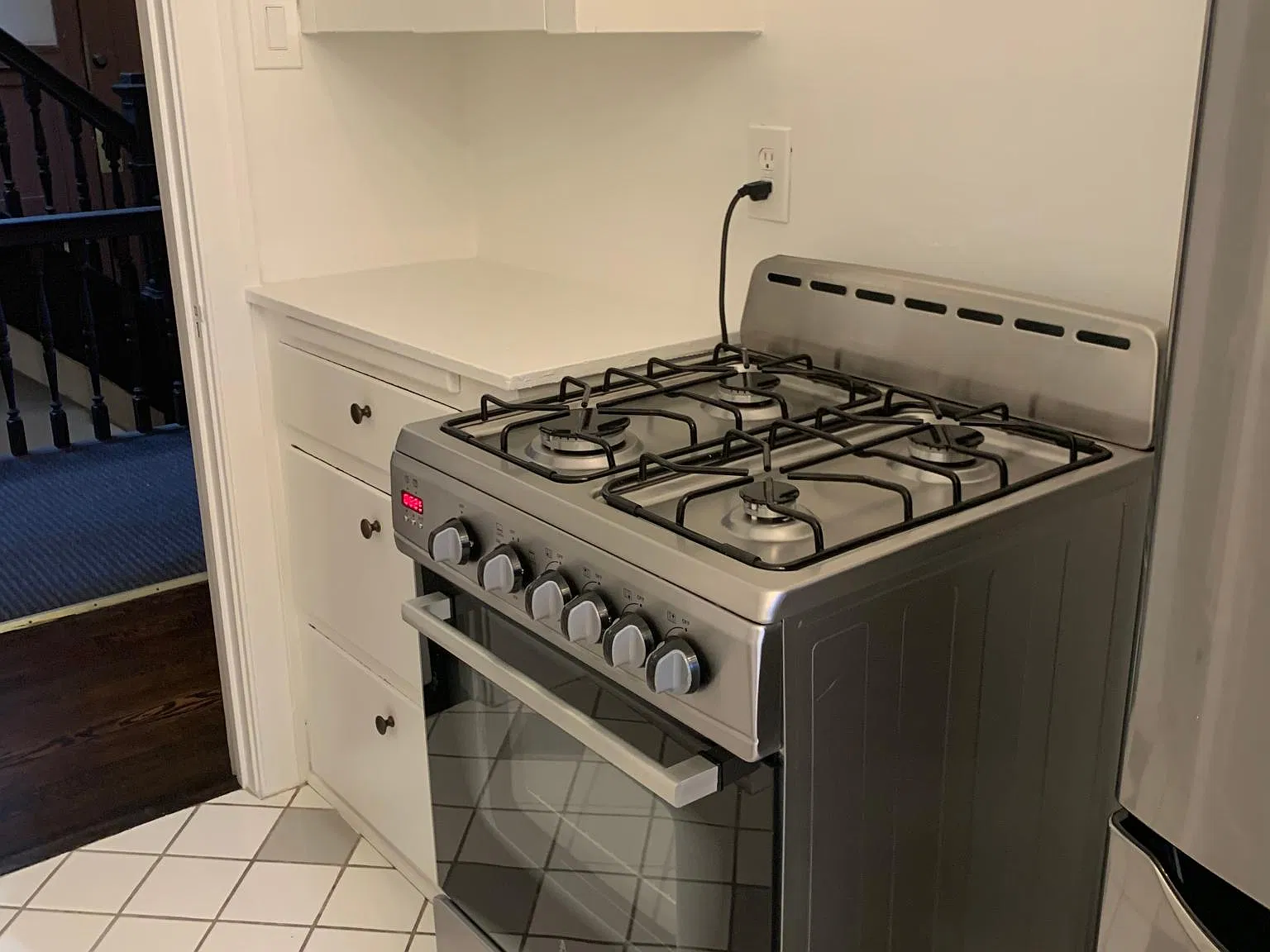Studio, $1,850 — Photo 4