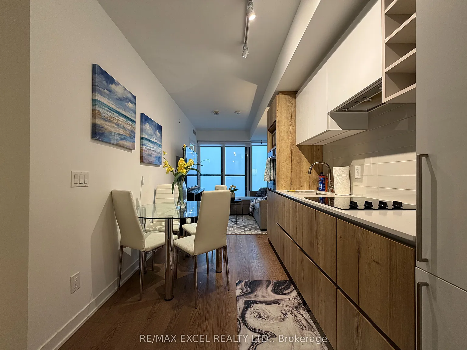 2 bed, $3,100 — Photo 2