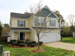 105 Gruggle Way, Holly Springs, NC 27540