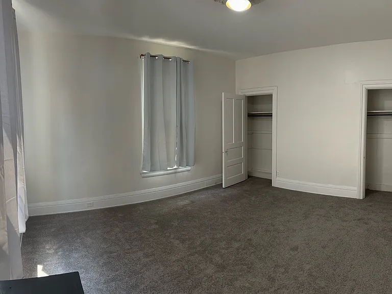 Bedroom 3. Two closets