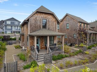 19 Cedar Run Loop, Pacific Beach, WA 98571