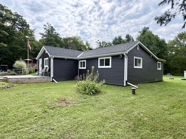 7826 Lake Joseph Rd #2, Muskoka Lakes, ON P0C 1H0