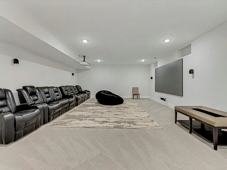 63 Samuel Way — Photo 11