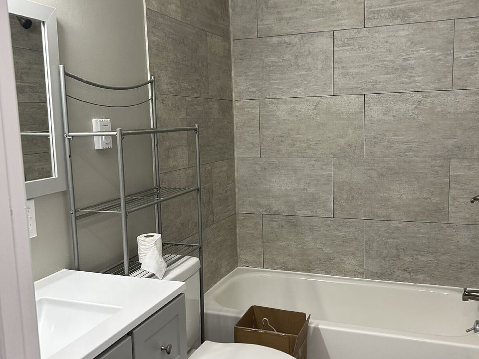 2nd image of 502 West Hwy #B-a3