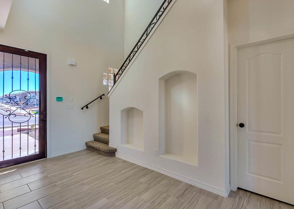 1st image of 13663 Everingham St