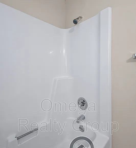 The Cove Apartments — Photo 29