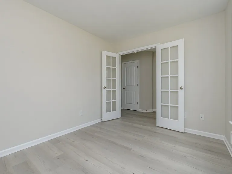 105 Bruinen Dr — Photo 6