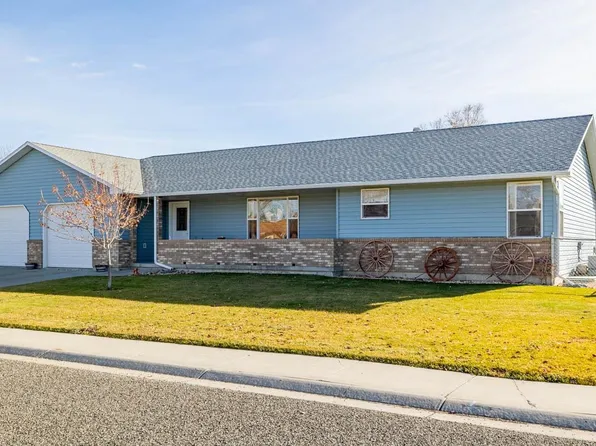 3414 Frisby Ave, Cody, WY 82414