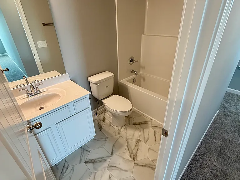 30 Stonehenge Ln — Photo 12