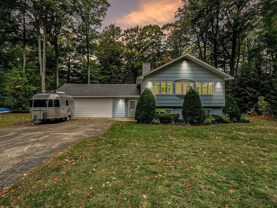 3870 E Shore Dr, Grawn, MI 49637 Zillow