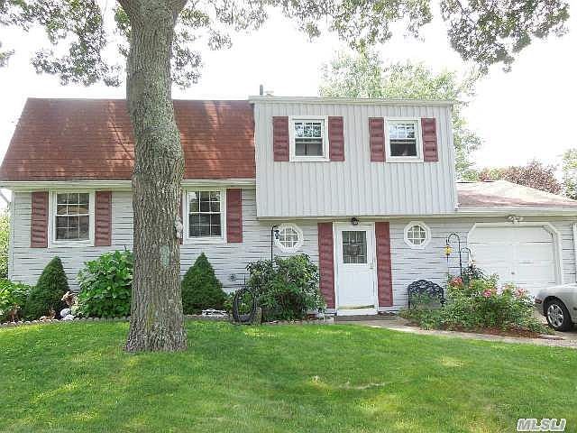 1st image of 26 Park Hill Dr