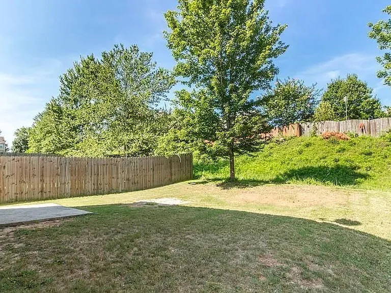 5640 Sterling Ct — Photo 14
