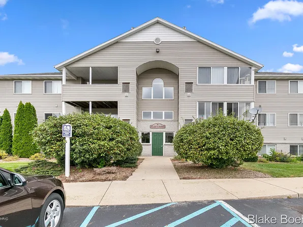 8342 Jasonville Ct SE, Caledonia, MI 49316