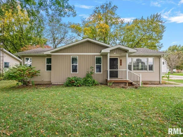 501 Sattley St, Rochester, IL 62563