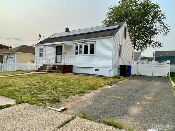 201 Campbell St, Woodbridge, NJ 07095