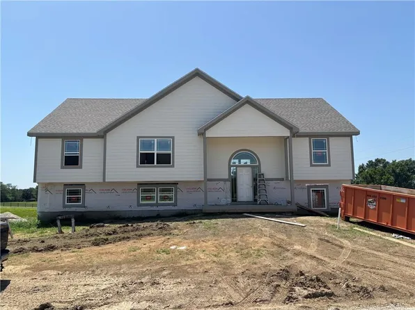 32 SW 160th Rd, Warrensburg, MO 64093