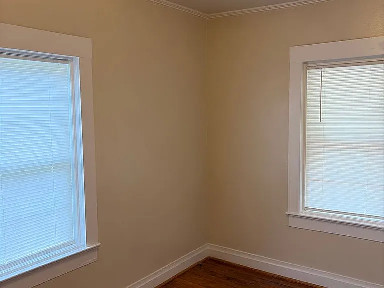 348 Dixie Broadway — Photo 3