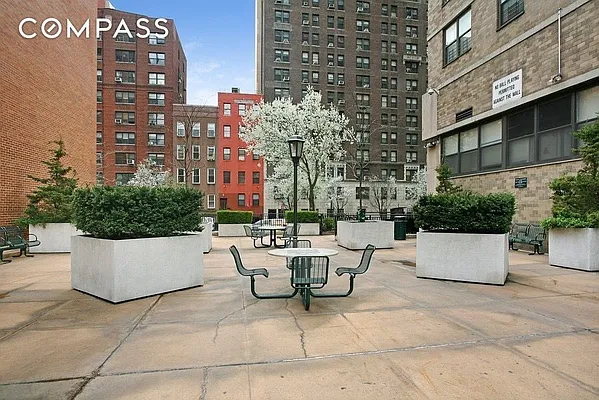 Sold by Compass | media 14