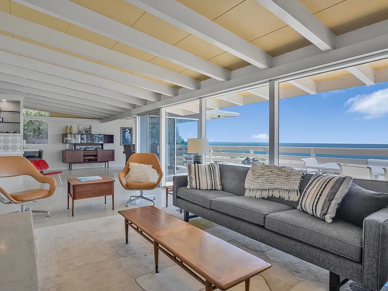 4144 Palos Verdes Dr S — Photo 15