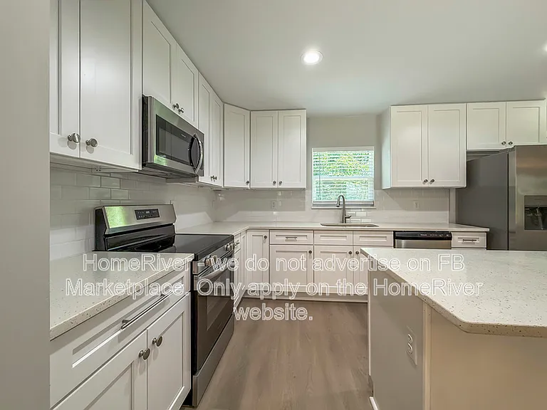 356 Duray Ct — Photo 6