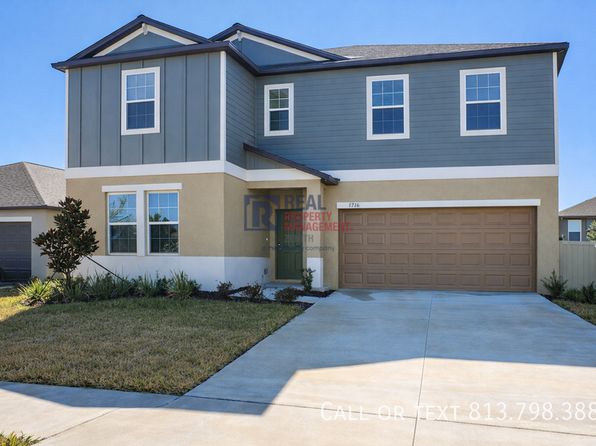 1716 Tropical Oasis Ave