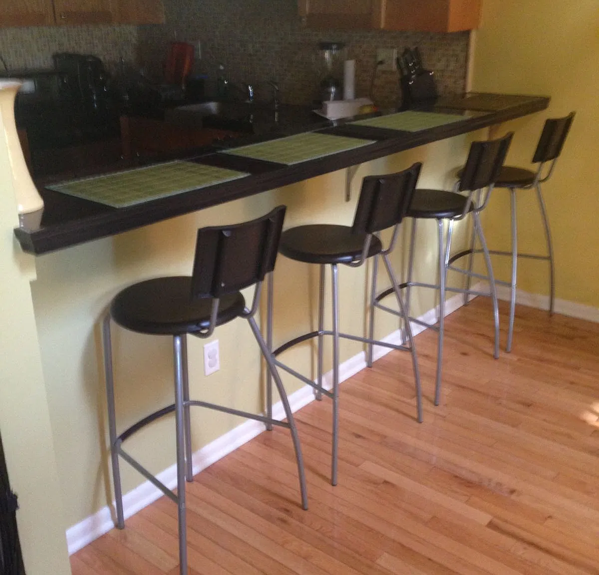 2 bed, 923 sqft, $2,000 — Photo 3