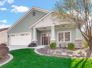 3704 Highland Cir, Valparaiso, IN 46383