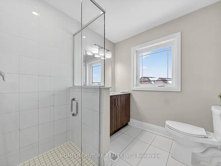 212 Mallory Ter — Photo 27