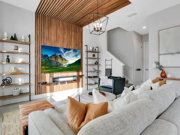 144 Villa Domani Cir, Davenport, FL 33896