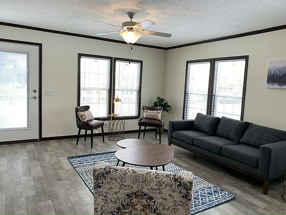 3rd image of 4951 W Augusta Blvd #Ebdw6a