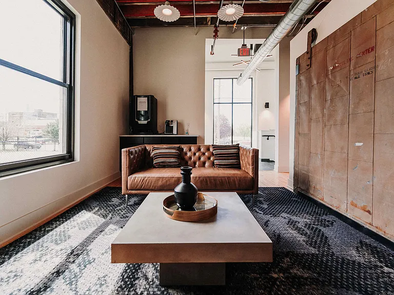 Maxwell Lofts — Photo 16