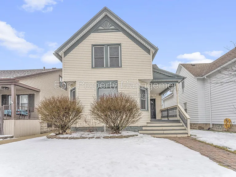 2508 W Jefferson Ave — Photo 1
