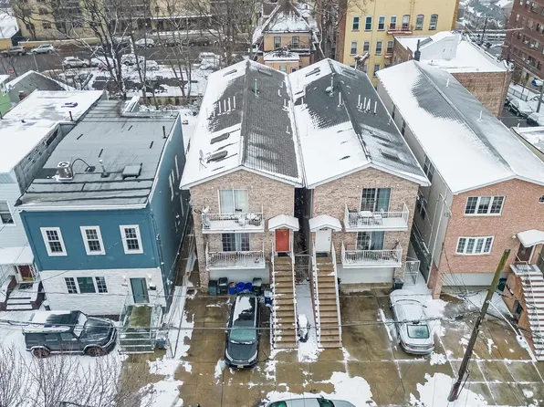 6606 McKinley Pl, West New York, NJ 07093