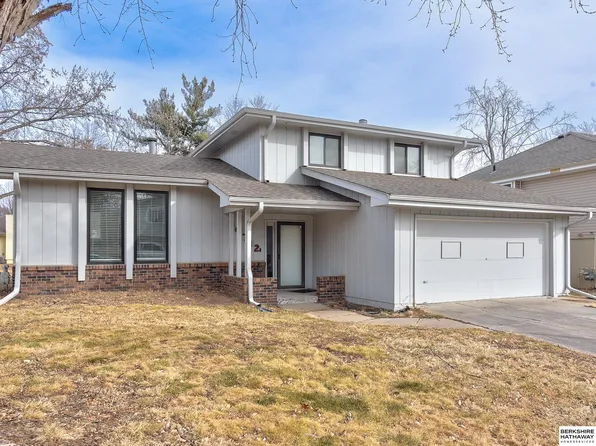 14712 O Cir, Omaha, NE 68137