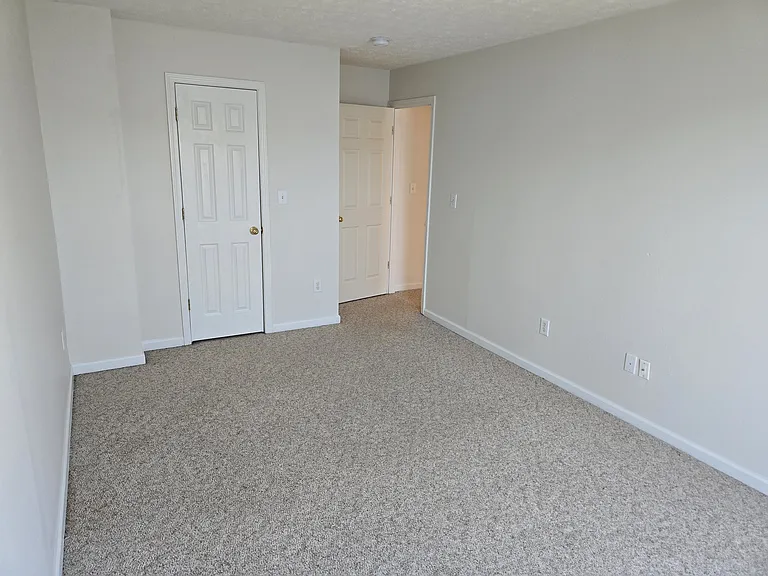 3327 Edison Dr — Photo 14