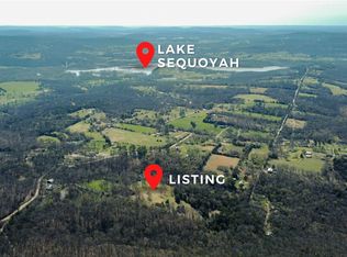 18090 Lake Sequoyah Rd, Fayetteville, AR 72701